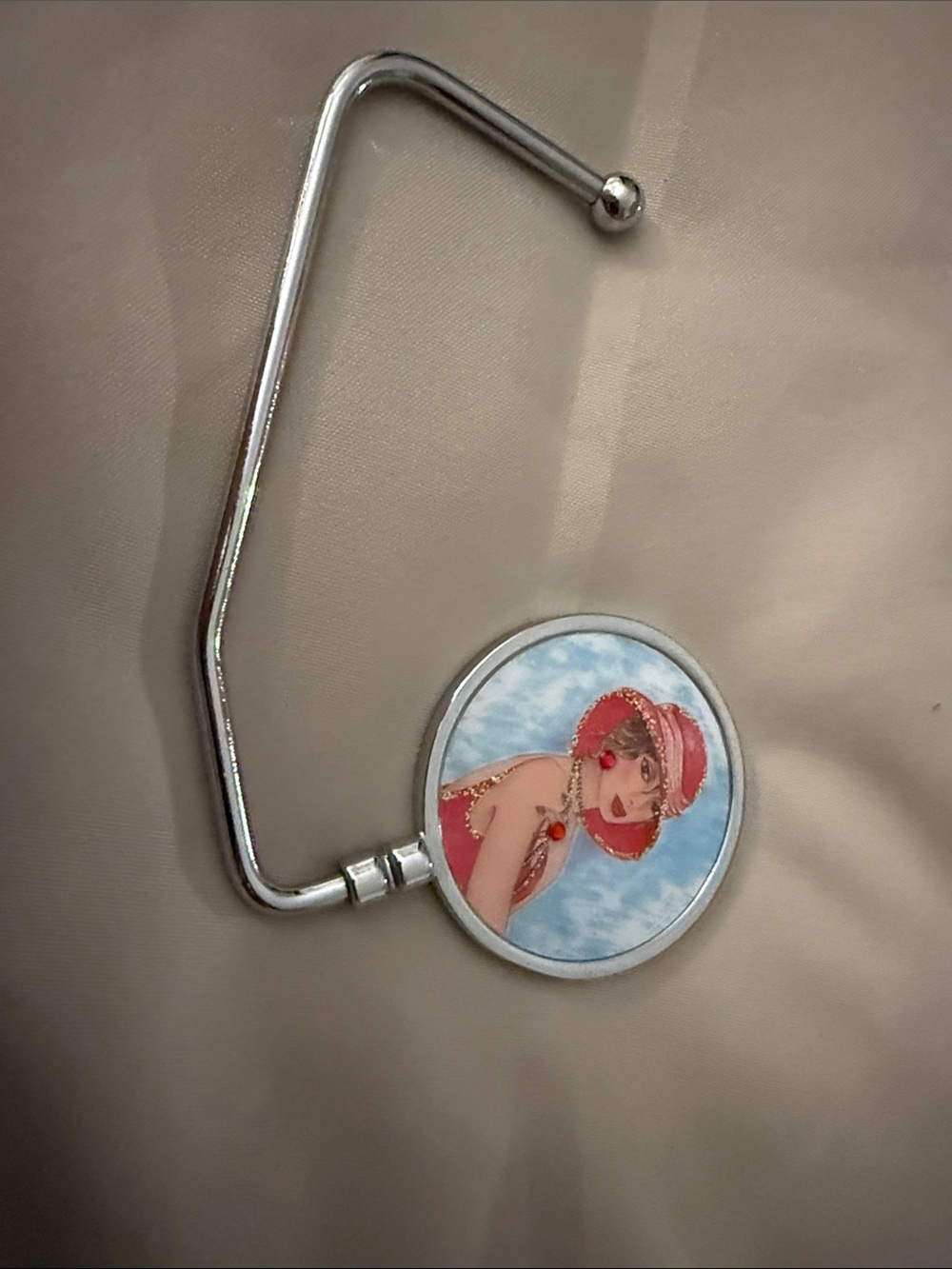 Vintage-Style Handbag Hanger with Flapper Girl Motif - Silver
